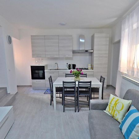 Casa Carma Villa Porto Ceresio Eksteriør bilde