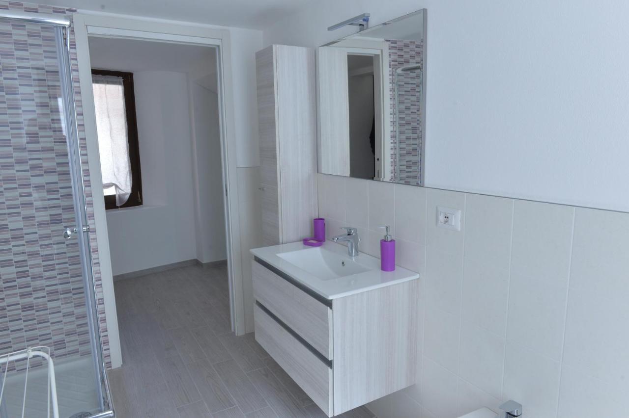 Casa Carma Villa Porto Ceresio Eksteriør bilde